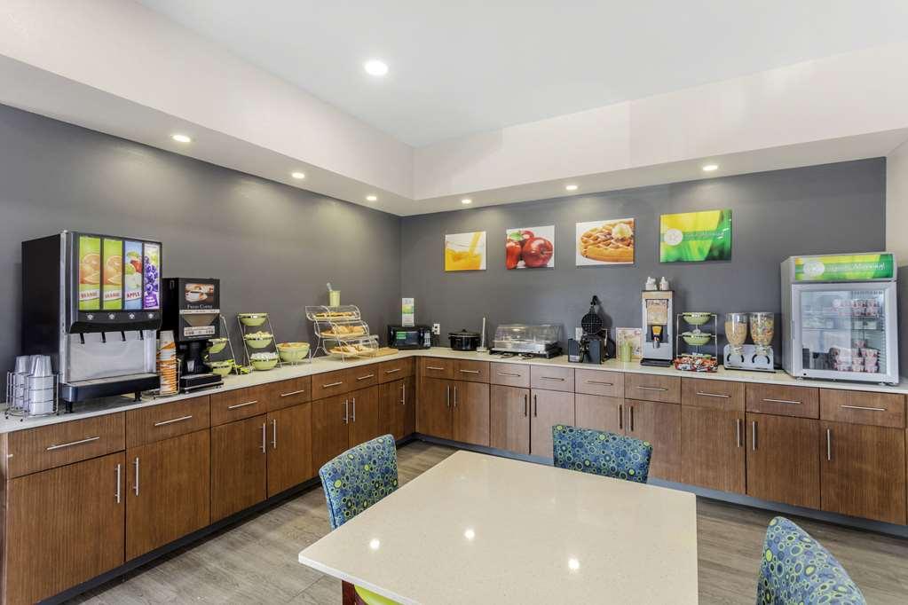 Quality Inn Cookeville Restaurant photo